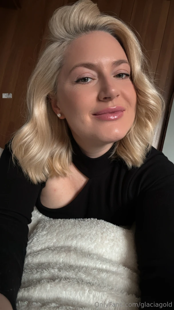 Is wednesday a little friday shall we have a chat 