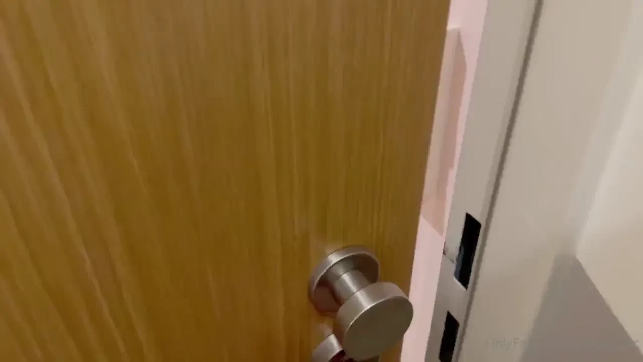 Hot cuckold with a tantaly male sex doll 