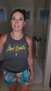 Hump day chat a spider almost attacked me and the pros amp cons of