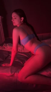 Can t get me off your mind let s talk