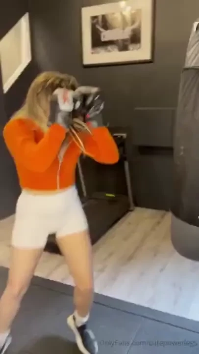 Ever wondered what it is like to watch me box well here you go 