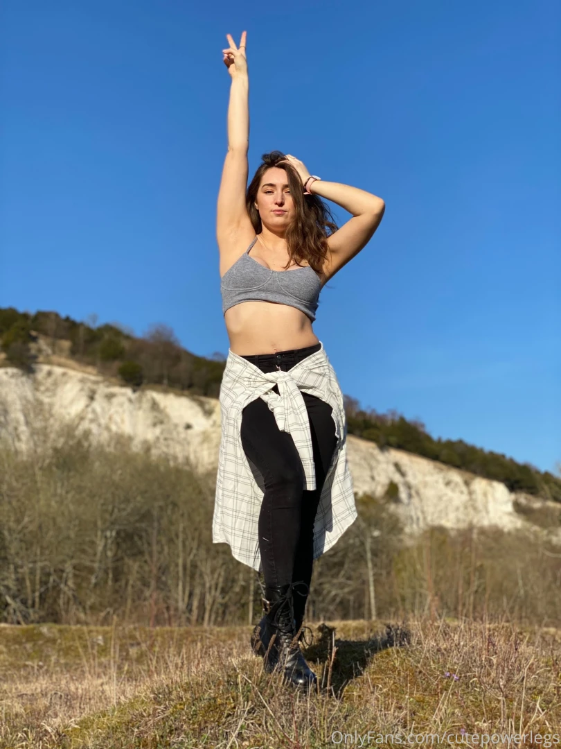 Have me as your girlfriend for 7 days for 5 people only this part 2 