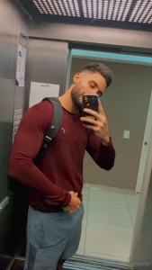 Do you want to train together babe