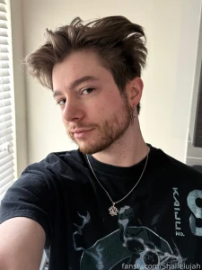 I got some new earrings part 1