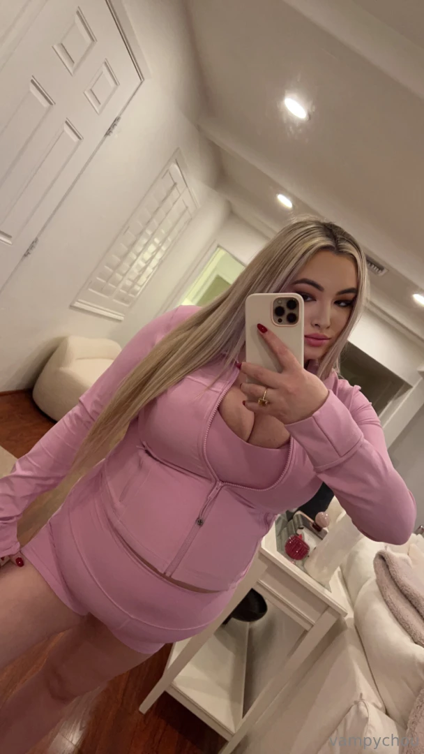 The belly just always wants to come out 