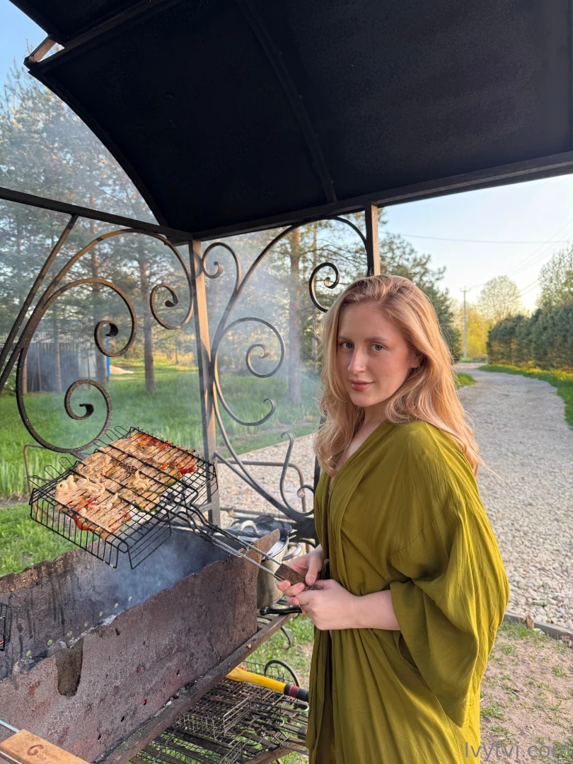 Me fragrant kebab and nature around - everything you need to be happy 