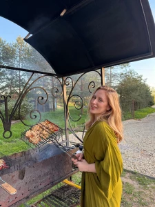 Me fragrant kebab and nature around - everything you need to be happy part 1