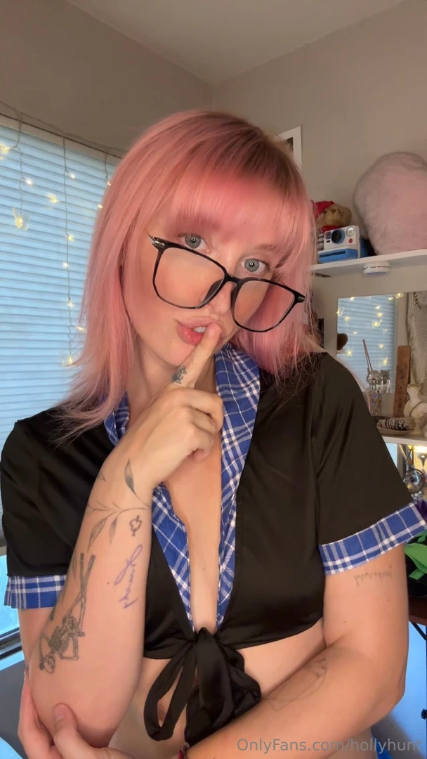 My college friend willowsecret an aspiring singer from la with her part 1 