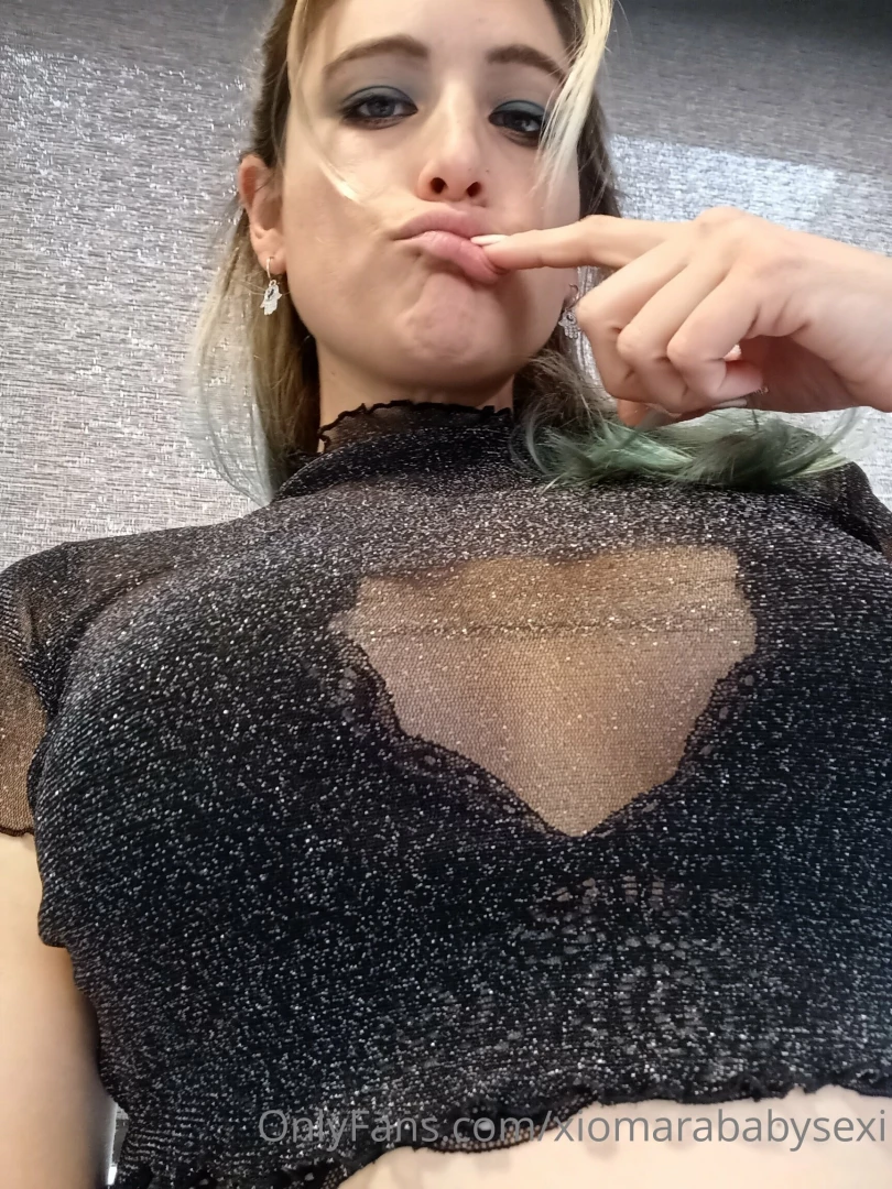 Which of the two photos do you like more leave me a message 