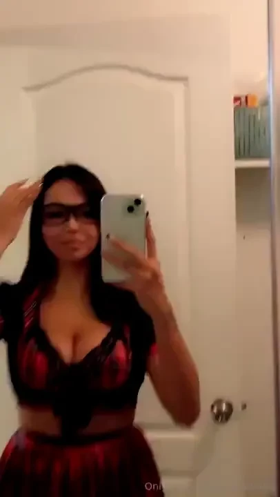 Happy halloween let s get freaky tonight i ll be online so lets have part 1 