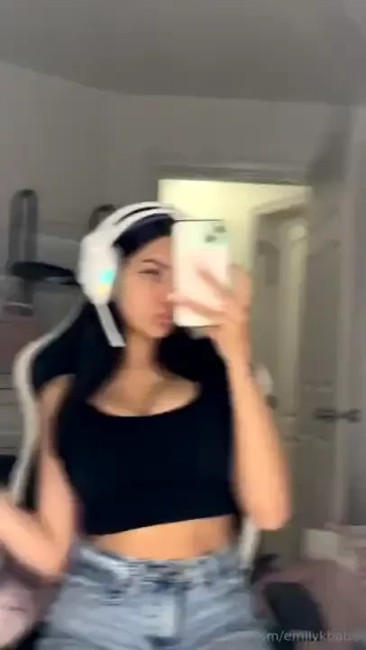 I wanna ride a dick rn tbh 