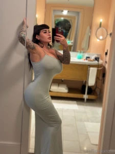 Fuck me against the wall at https onlyfans com saffronxxrose c3