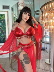 Wanna see up-skirt subscribe to https onlyfans com saffronxxrose c2