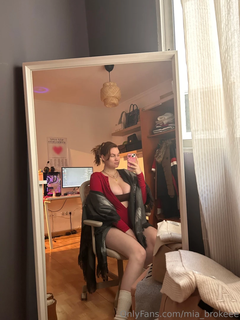 Hace mucho fr o aunque yo siempre estoy caliente y con ganas de jugar 