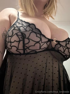 Que es lo primero que notaste en la foto feliz fin de semana what s