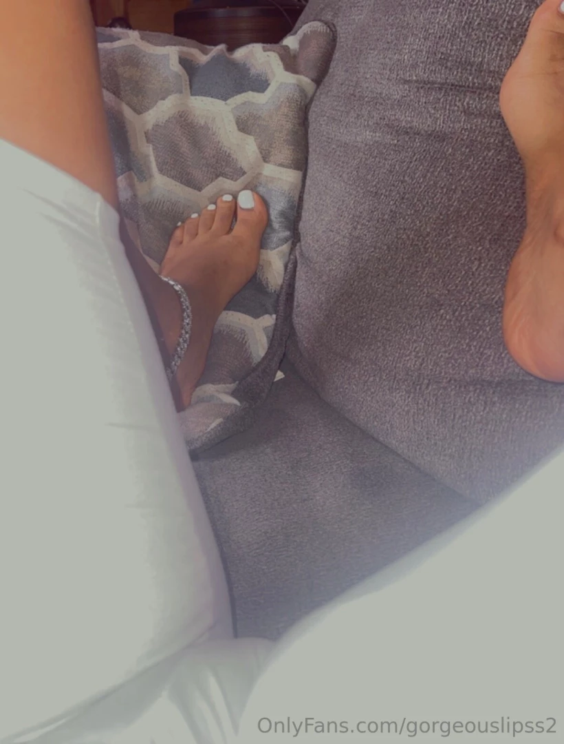 What s your fav color on toes 