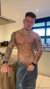 Warning i m about to make your day a whole lot hotter