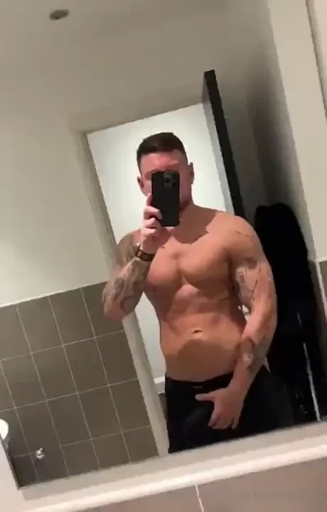 Would you workout with me in the gym or bed 