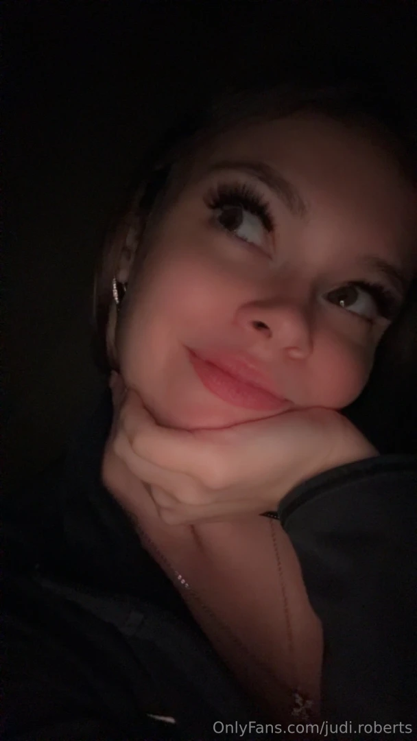 Let me show you my hottest bundle for only 12bucks just message me 