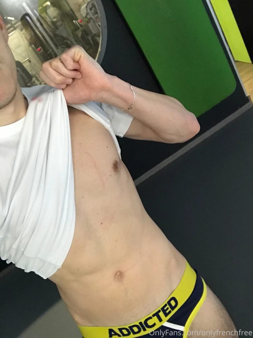 Working out at the gym want to see more pics vids join our vip page 