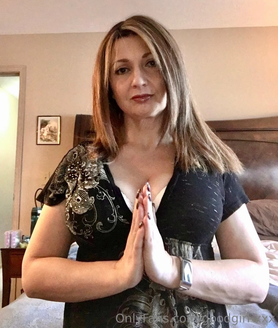 Won t you cum check out my vip page i promise you ll be praying for 