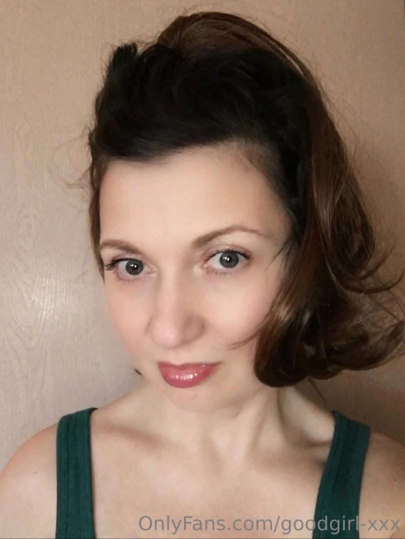 It s national ponytail day i like to have mine used like a handle for 