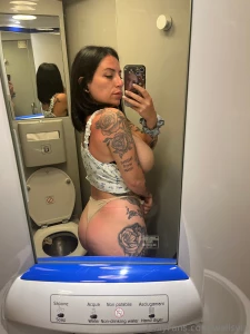 Stavo tornando a casa e sul treno mi venuta voglia di fare la maiala part 3