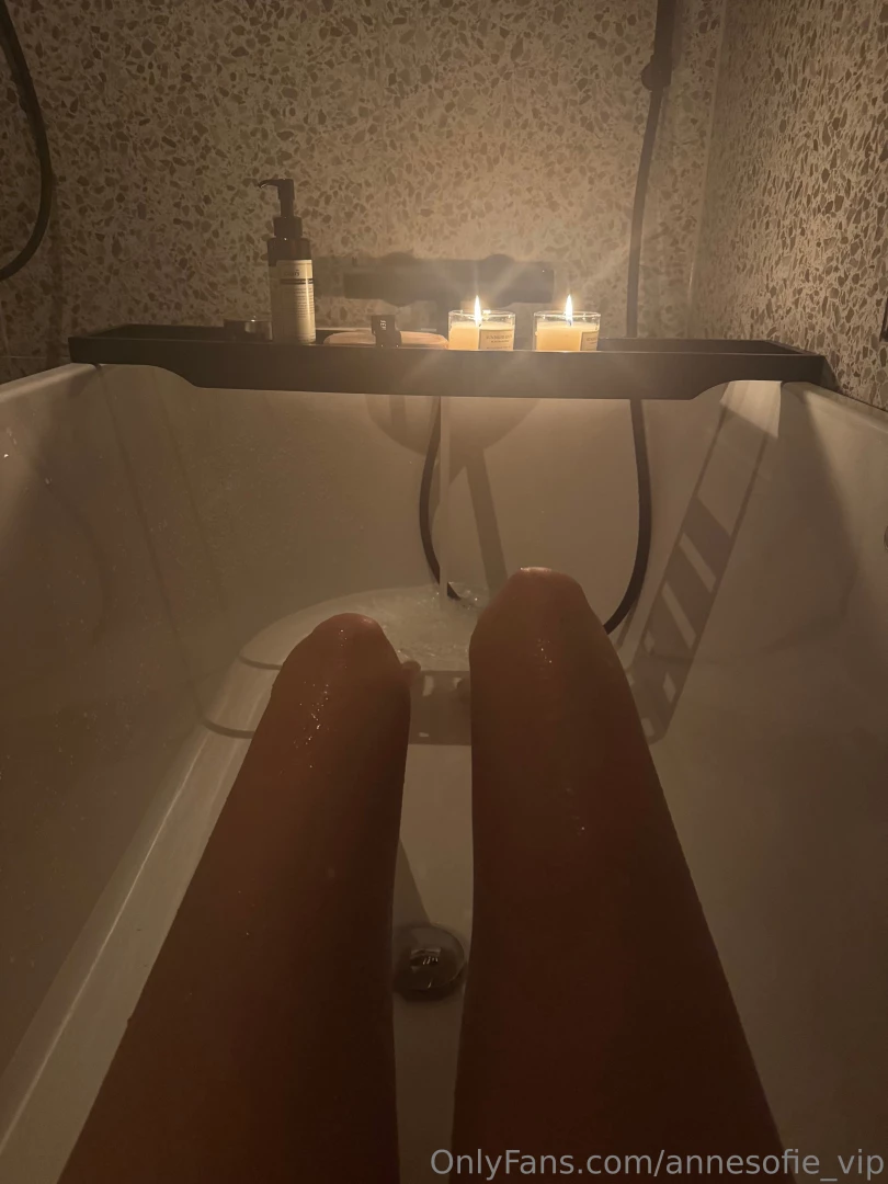 Du skulle v rt her og badet med med meg 