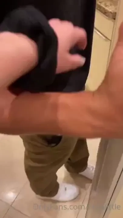 A lot of y all have been asking to see my best b g video i just sent 