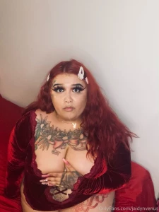 I love when he tag teams w my fav holographic plas-dick and makes me