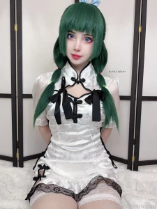 Do you like maomao maomao apothecarydiaries babyface cipao greenhair