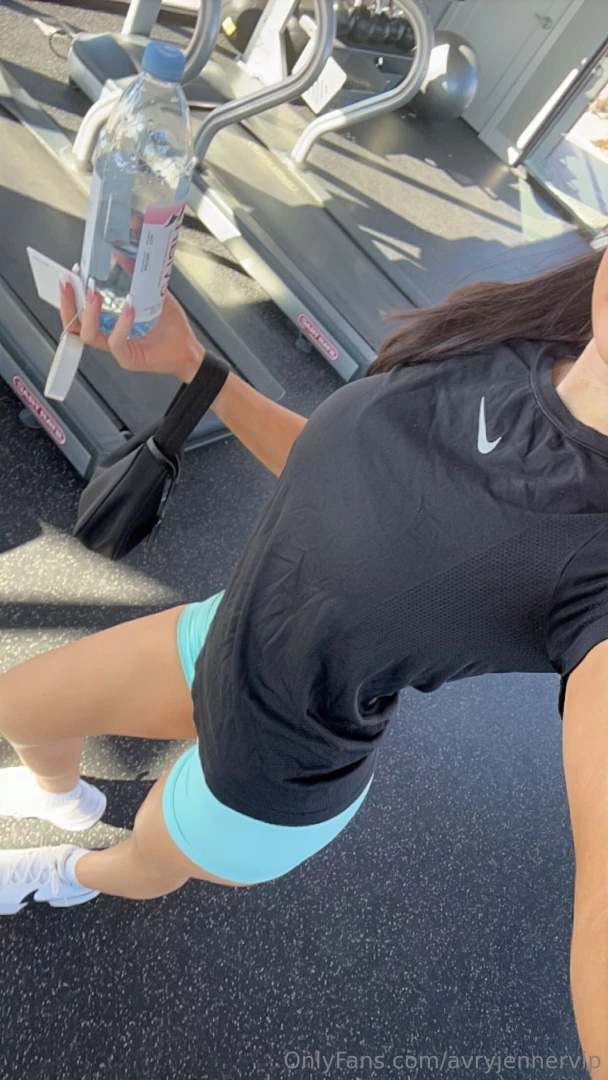 Can u work me out harder 