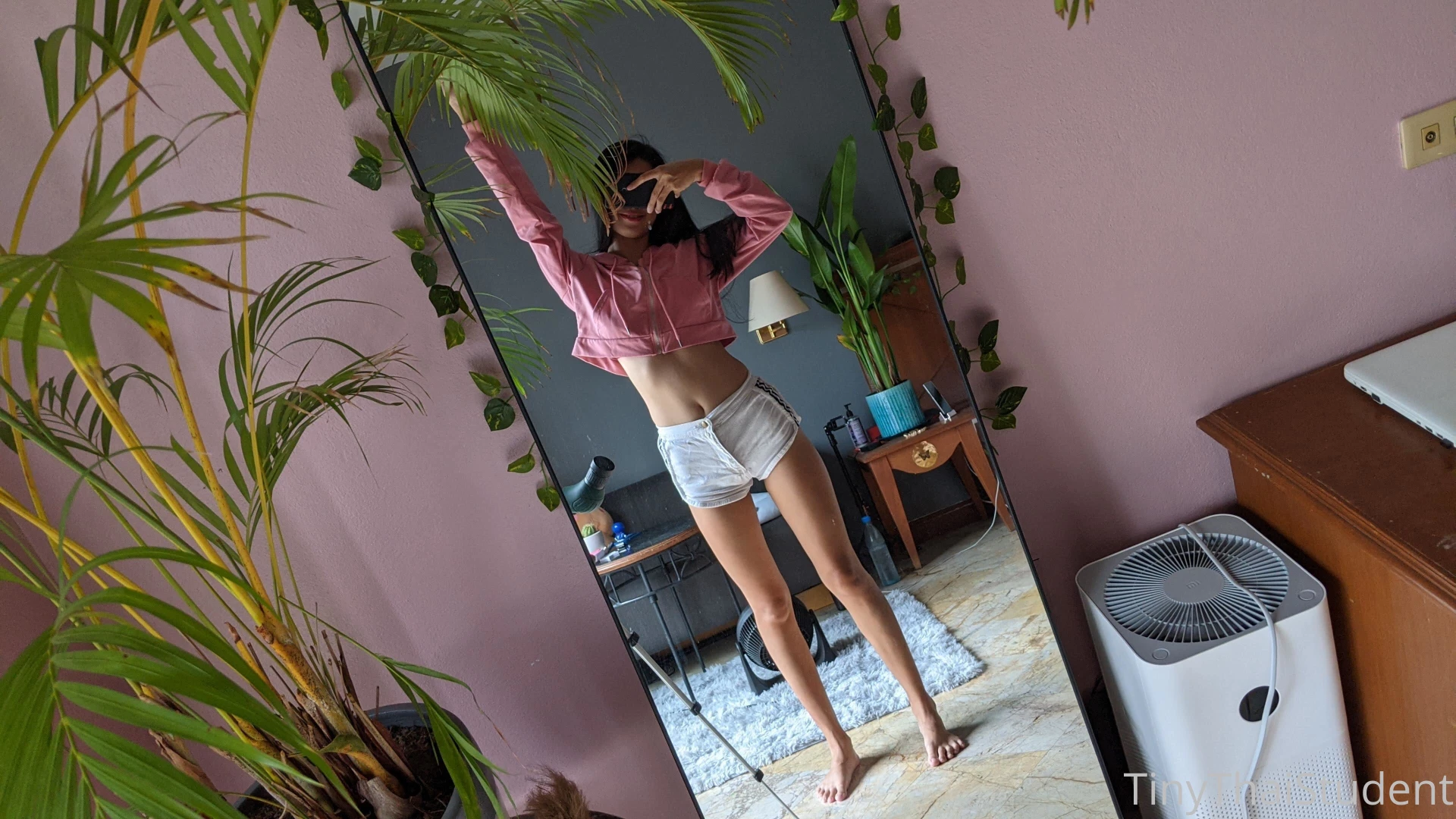 Good morning everyone this is my outfit today when i go out with my part 8 