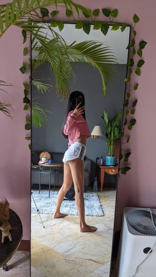 Good morning everyone this is my outfit today when i go out with my part 10 