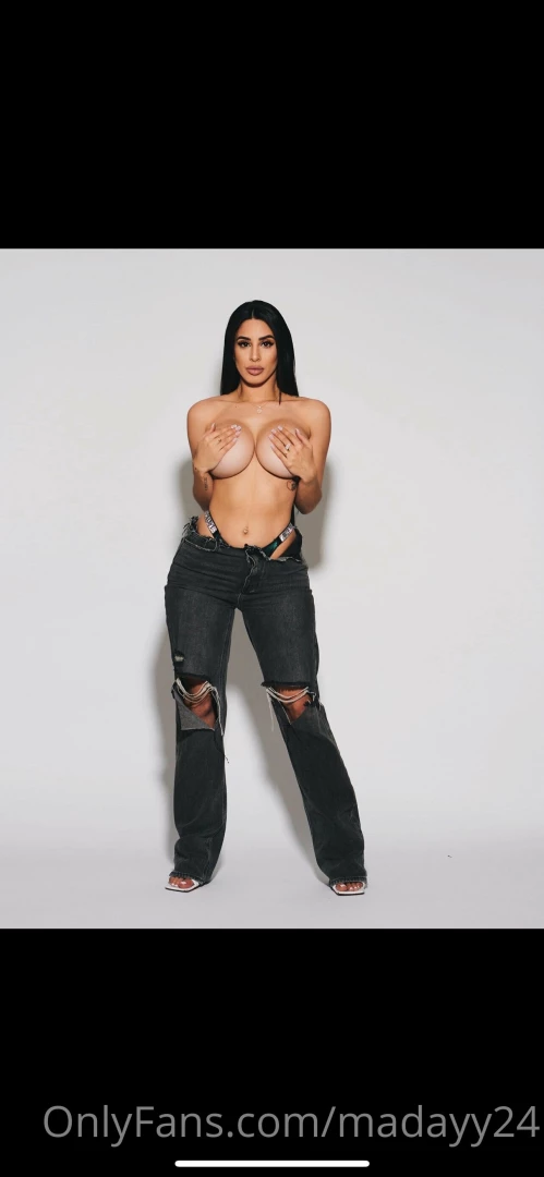 Does my titties look better with or without a bra 