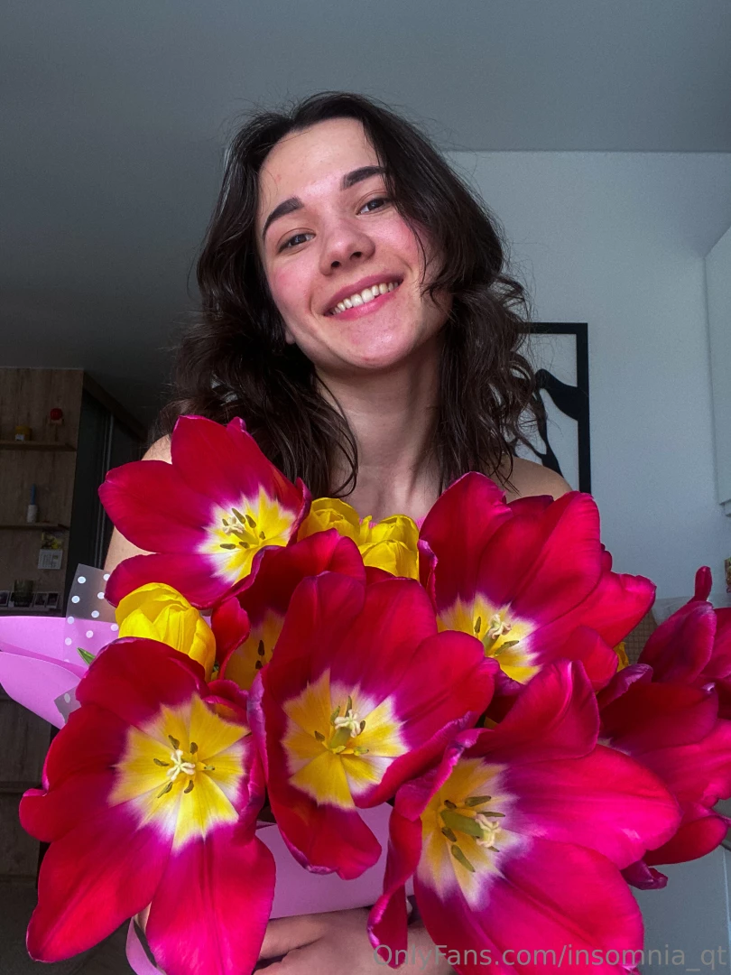 It s so nice to be given flowers you can make me happy too 