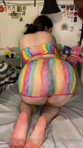 Been wanting to show some lower back stretches i learned in yoga class