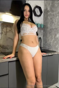 Free page and free gift di 19y o student lingerie model sirendianaa part 14