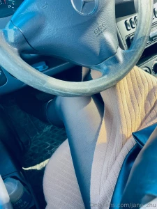 On this sunny day wearing a high-neck skirt to work legs feet skirt