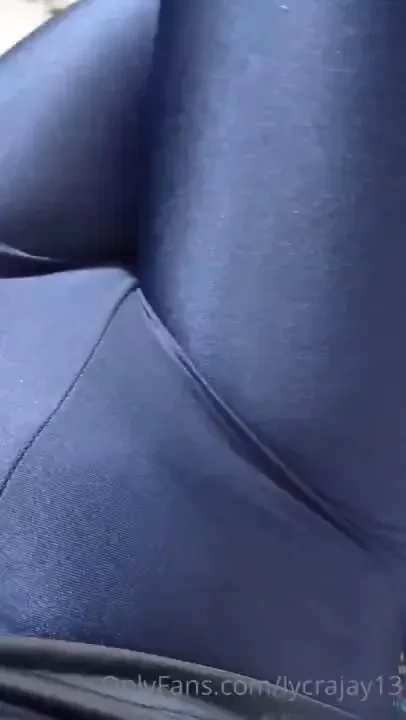 Cameltoe like the navy blue leggings part 2 