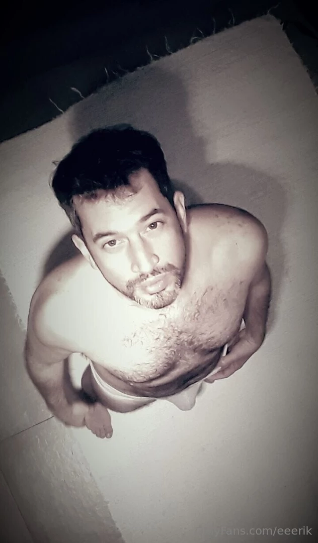 Hello bb subscribe to enjoy erotic and hot content subscribe for free 