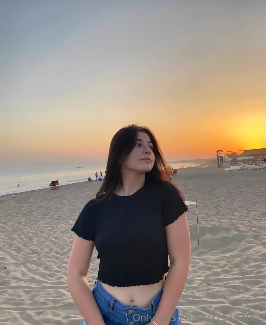 Enjoyed a beautiful amp sunny beach day with the most gorgeous sunset 