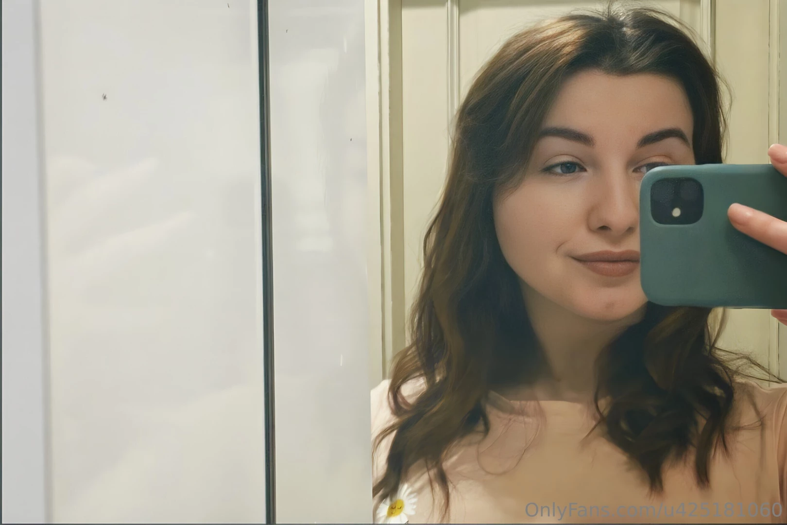 Two things should be beautiful in a girl - her eyes and her lips 