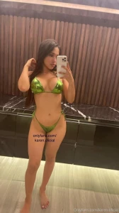 Mi culo se ve bonito con este color part 2