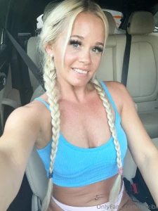 Good morning i m not wearing any pants soon to be without panties