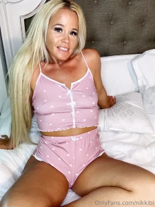 Getting ready to go live y all join in at 8 35