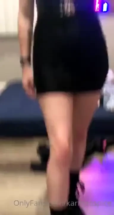 I need a pretty little boy to step on any takers 