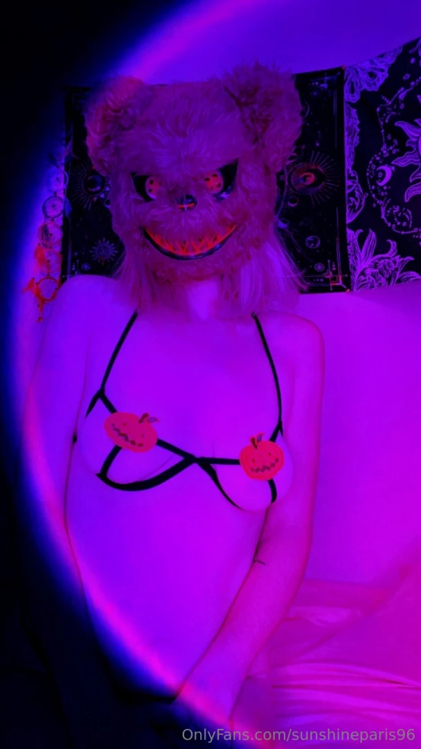 Halloween is coming around the corner vorpal blade from alice in part 4 