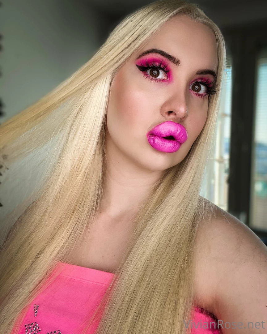 Love this look vivianroseofficial 