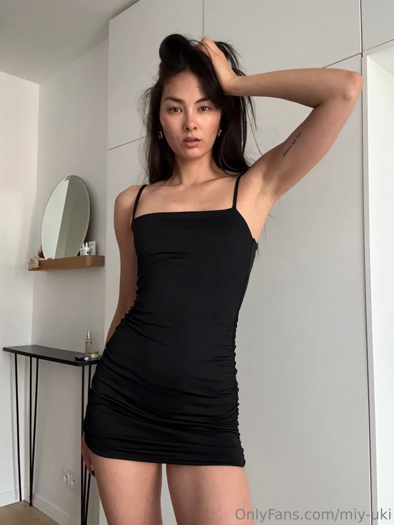 Sometimes i don t wear a dress to go out but just to feel like your 